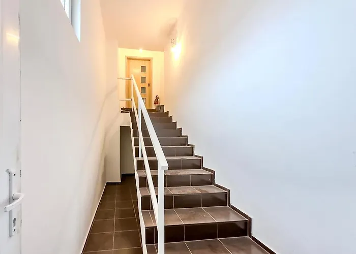 Quiet By The Center *